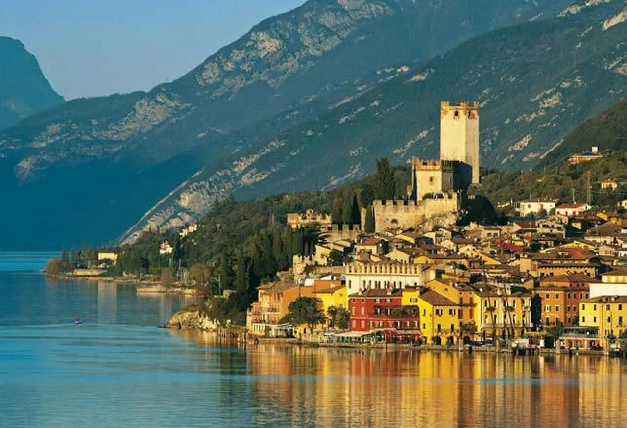 Hotel Dolomiti Malcesine 3*,  Italy